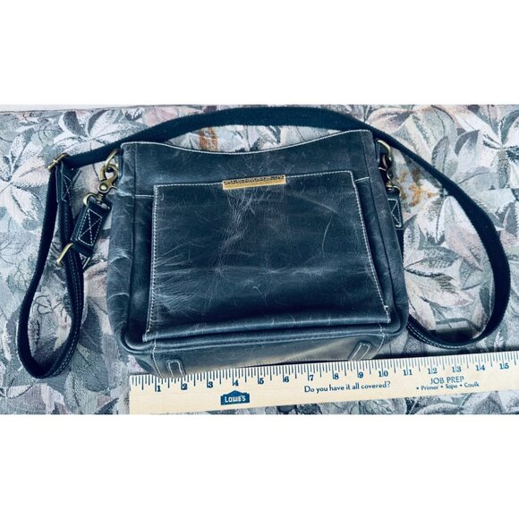 Gun Tote'n Mamas GTM  Black Leather Slim Cross Body Bag Concealed Carry - Picture 10 of 11